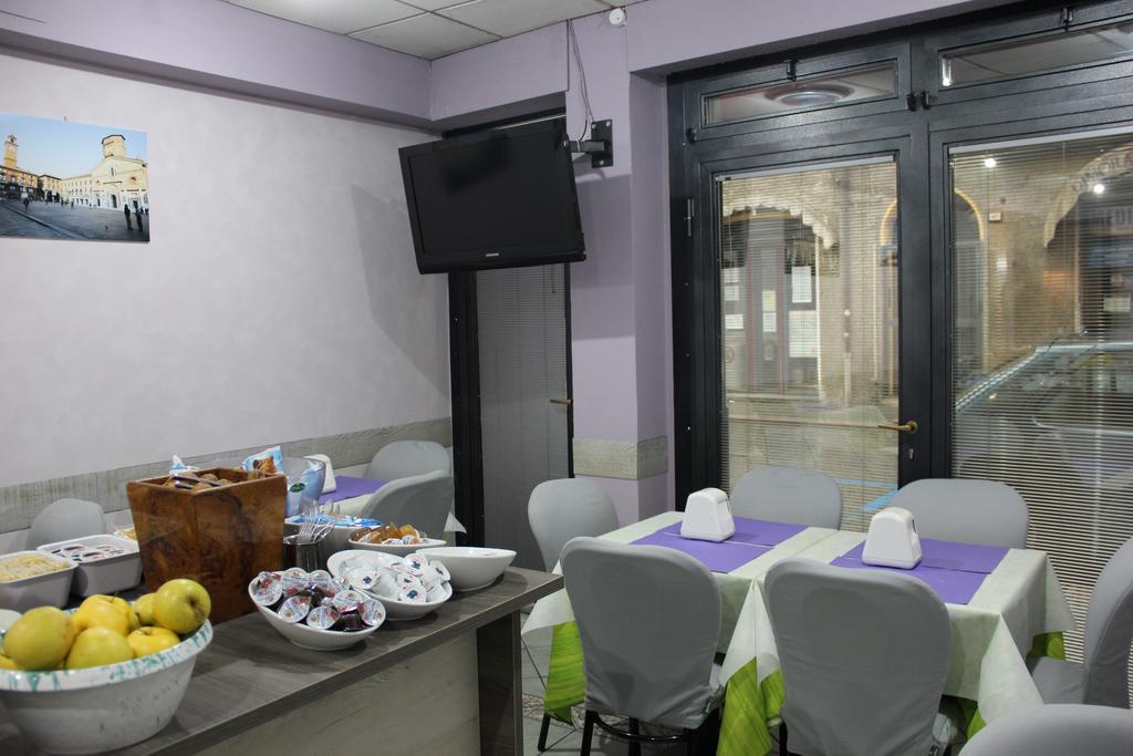 Hotel Saint Lorenz ريجّو إيميليا المظهر الخارجي الصورة
