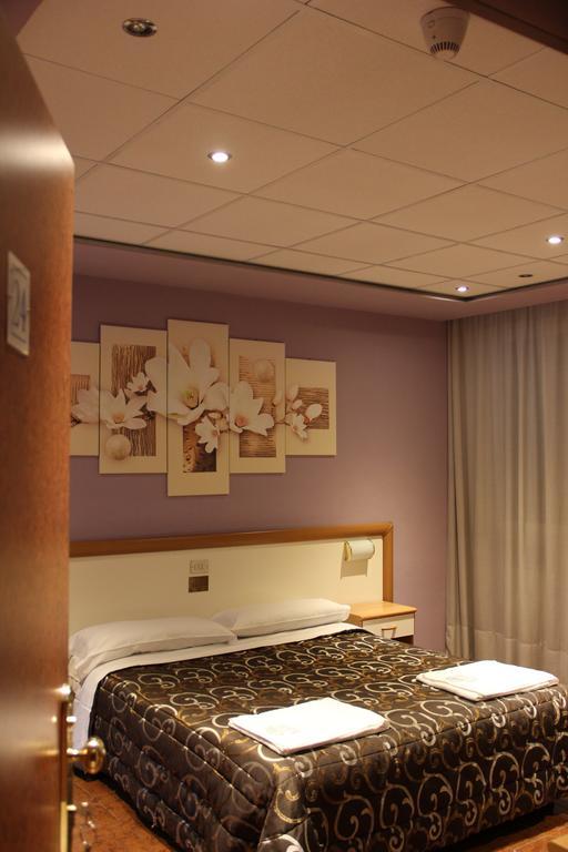 Hotel Saint Lorenz ريجّو إيميليا المظهر الخارجي الصورة