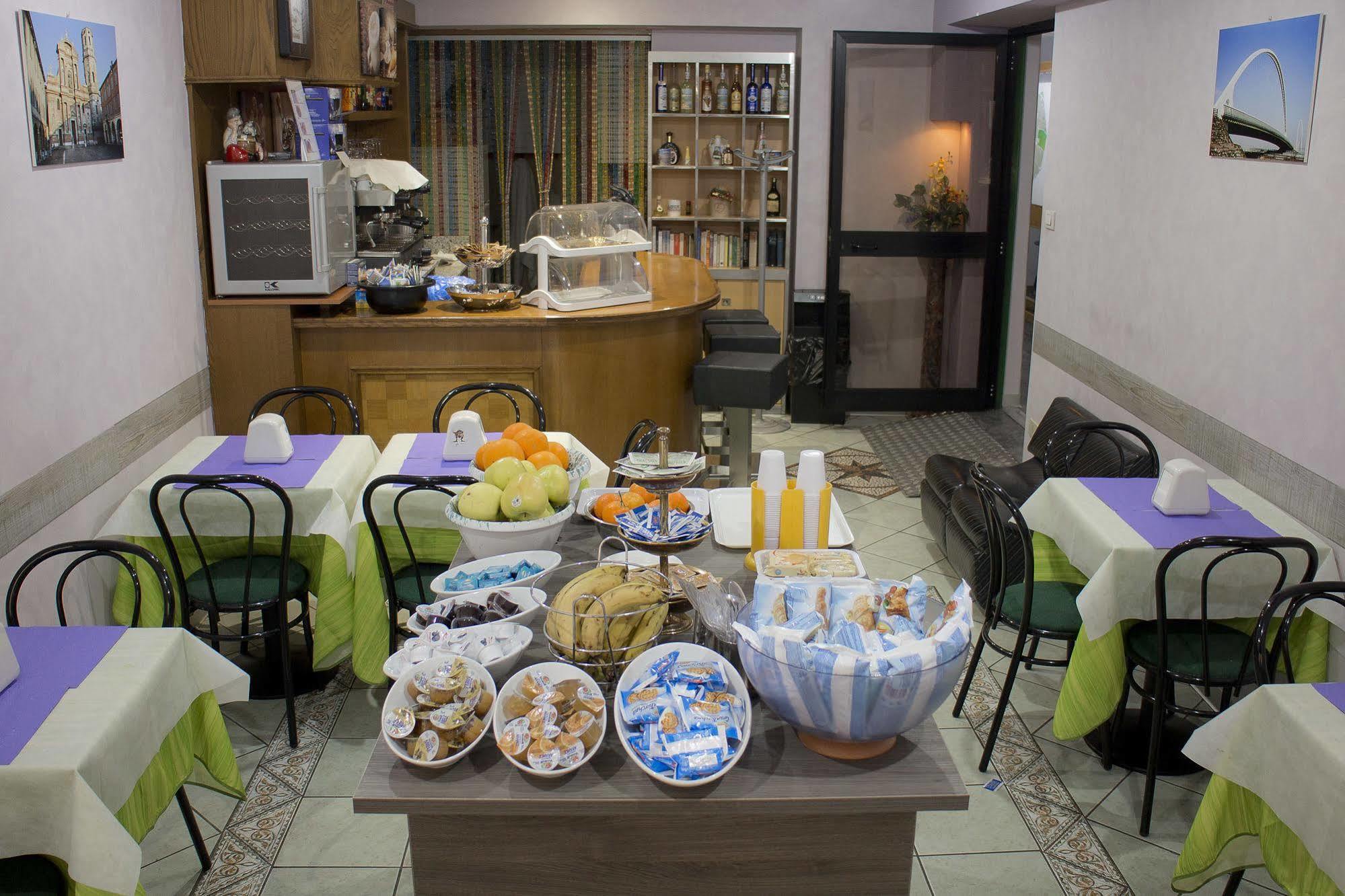Hotel Saint Lorenz ريجّو إيميليا المظهر الخارجي الصورة
