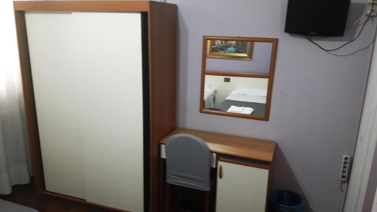 Hotel Saint Lorenz ريجّو إيميليا المظهر الخارجي الصورة